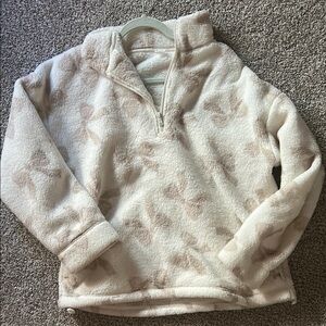 Cozy Cream and Tan Women's Sweater